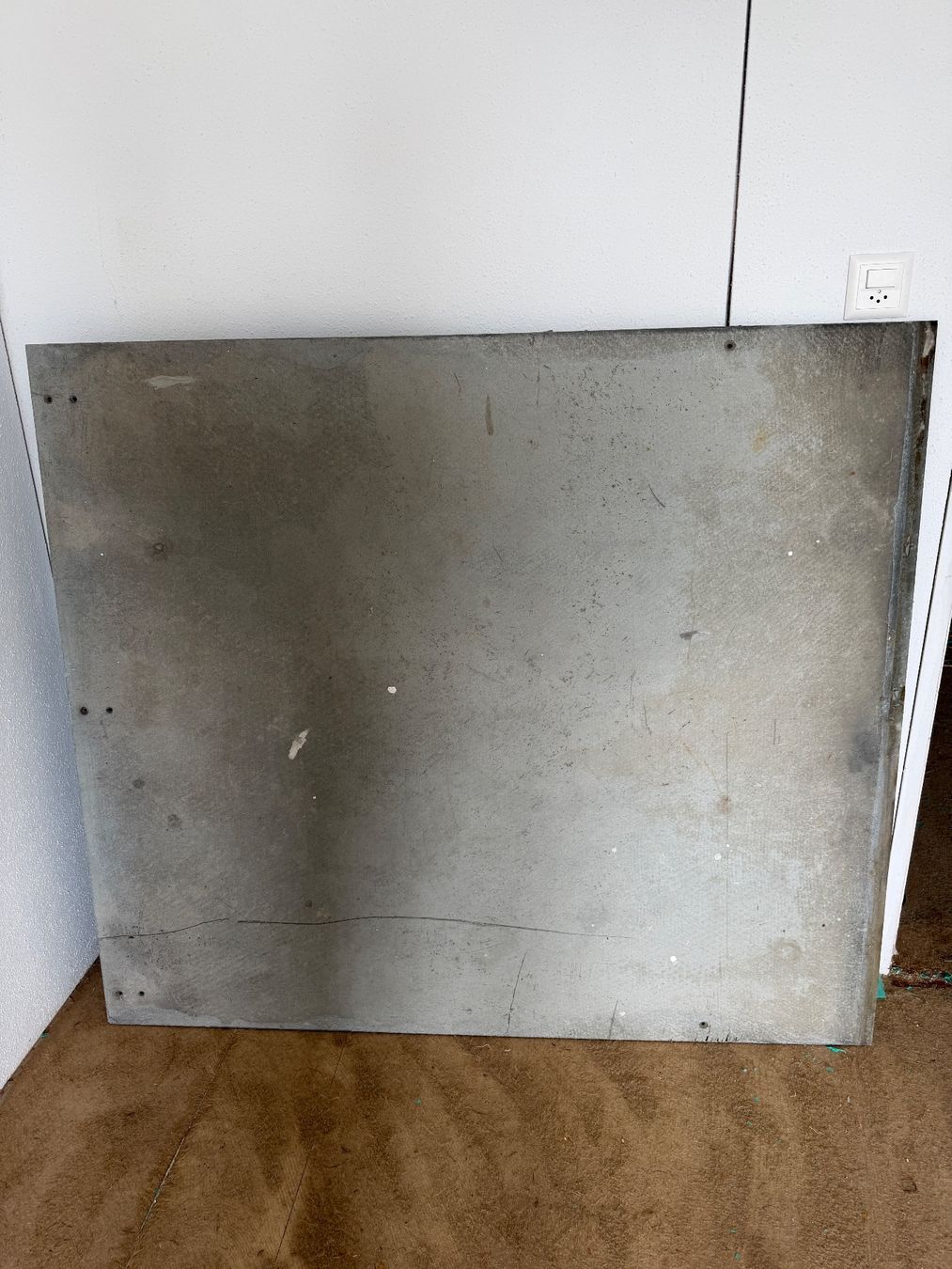 Piatti di portata: Faserzementplatten / Balkonplatten / robuste Bauplatten grau – Usato da Geroldswil venduto da Landolt8888