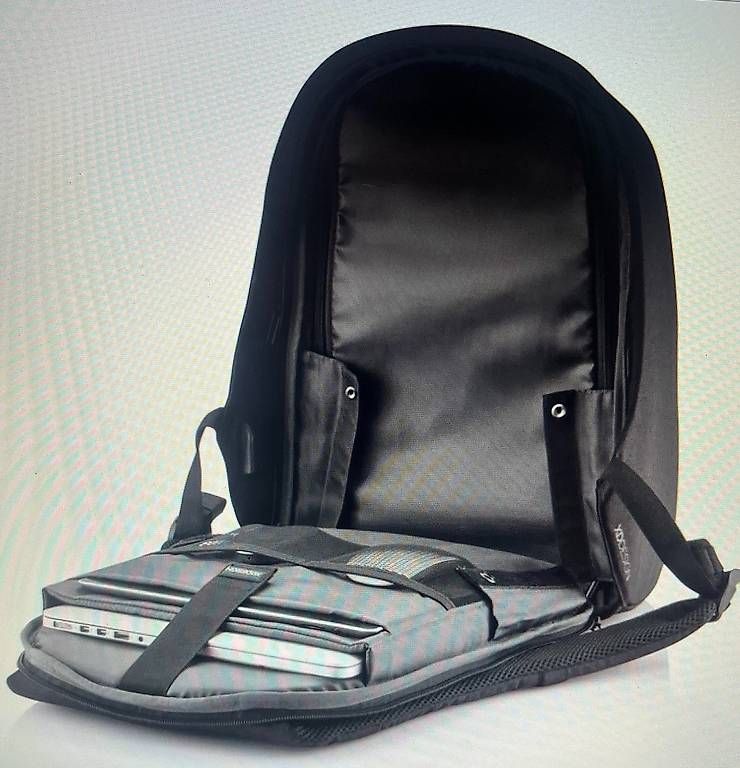 Zaini: Anti Diebstahl Rucksack – Usato da Rüfenacht BE venduto da ang_qj88 1