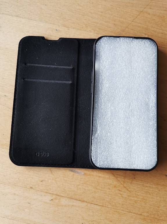 Cover & Protezioni schermo: Neue Iphone 15 Hülle sbs – Usato da menziken venduto da Cmanitou 2