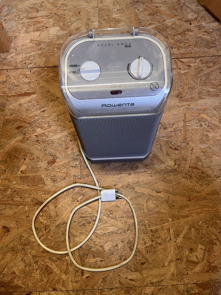 Rowenta Radiatori: Mobile Heizung Rowenta Excel Aqua 2000 W – Usato da Zürich venduto da fefu28 3