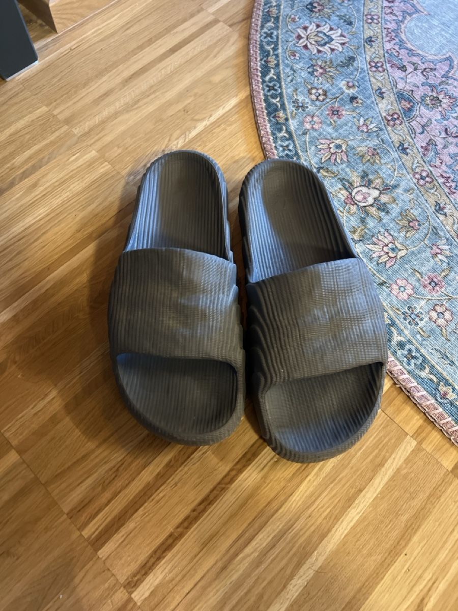 Scarpe da uomo: Adidas Adiletten – Usato da Otelfingen venduto da Onkel.D