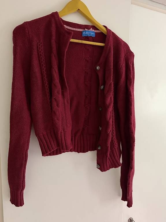 Kleider: Dirndl Set Gr. 38 grün/rot – Gebraucht aus Wilen b. Wil von Valerx 3