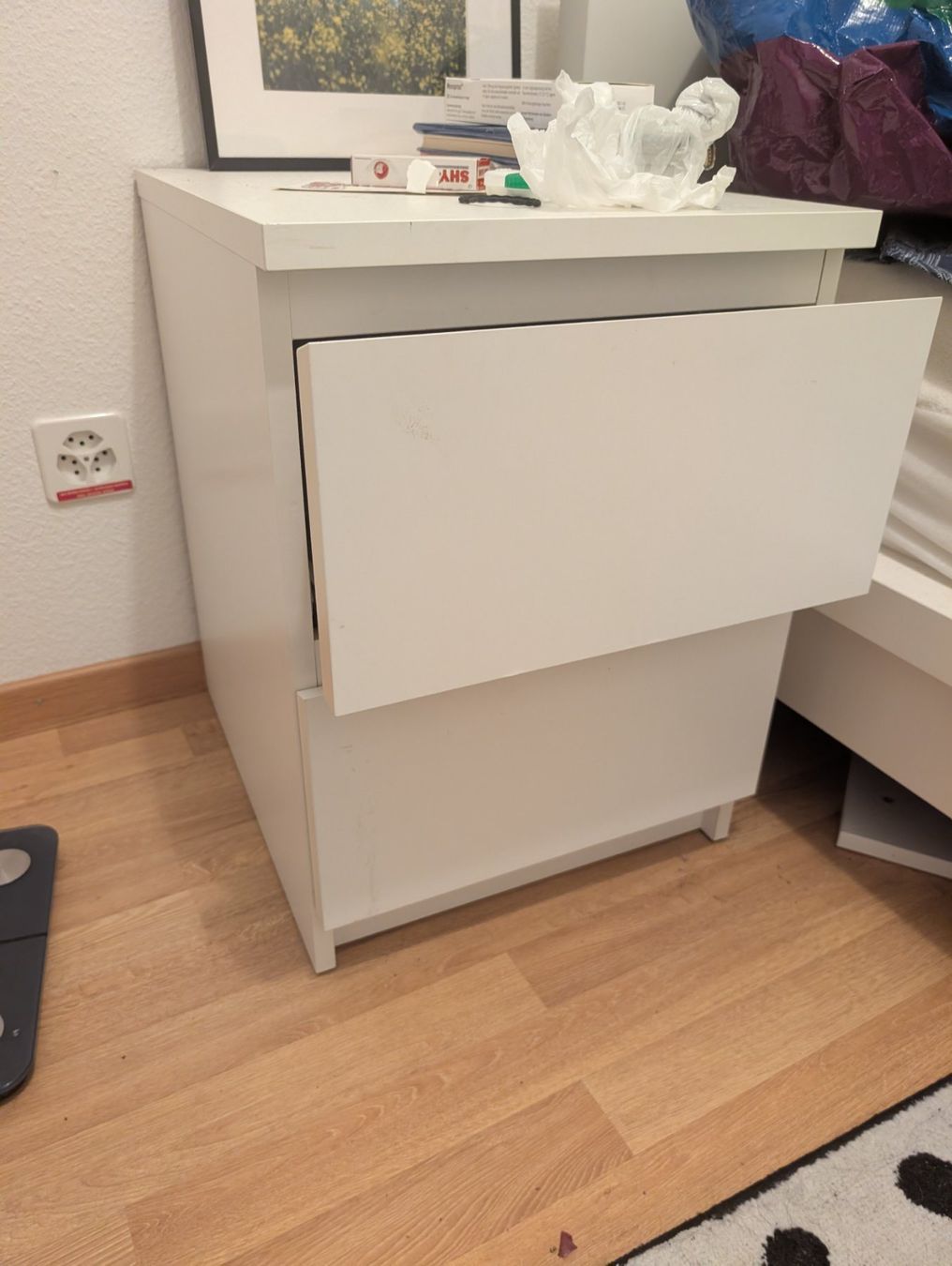 Ikea Comodini: TWO IKEA MALM tables - each 2 drawers, white, 40x55x48cm – Usato da Adliswil venduto da bin_kg6n 2