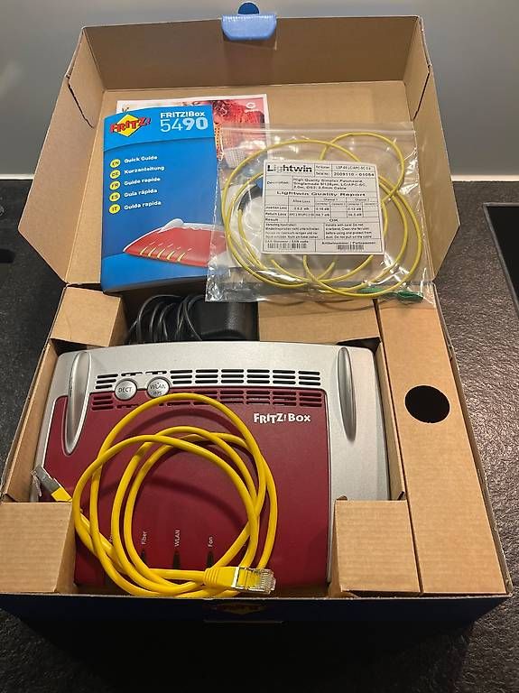 Modem & Router: Fritz!Box 5490 – Usato da Zürich venduto da CornelsenF 1