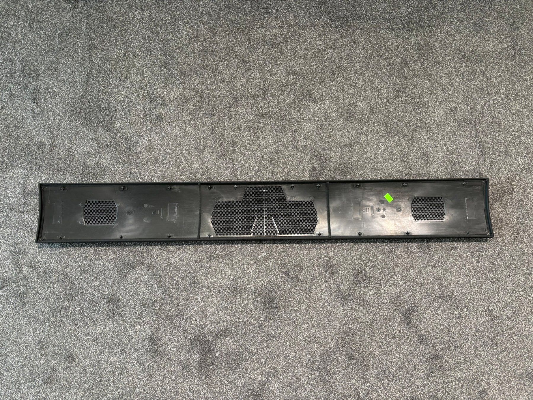 Cover & Protezioni schermo: SoundCenter - 55" Cover Schwarz – Nuovo (secondo la descrizione) da Hochdorf venduto da av-electronics 2