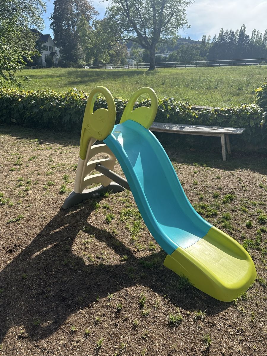 Smoby Rutschbahn: Kinderrutschbahn gut erhalten – Gebraucht aus Niederuzwil von Herr_Furrer