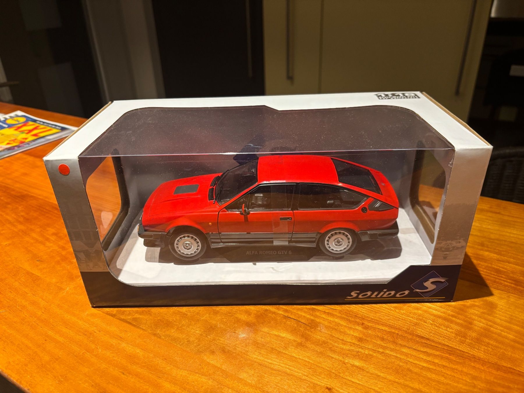 Alfa Romeo Modellini d'auto: Alfa Romeo GTV 6 – Nuovo e nell'imballaggio originale da Herisau venduto da Witenschwendi8 1