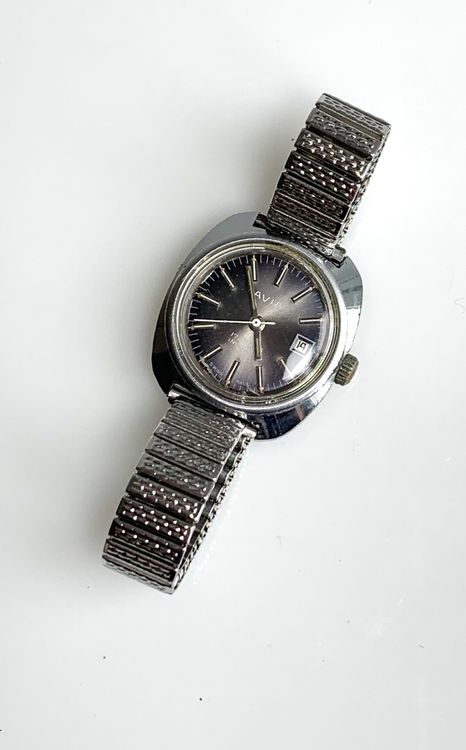 AVA Swiss Made Damen Armbanduhr Vintage 70er 2