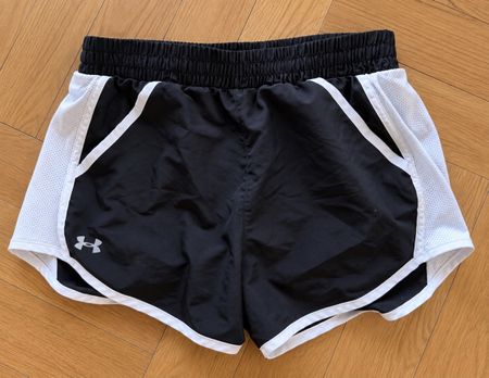 Under Armour HeatGear Sport Shorts – Schwarz/Weiss – Gr. XS