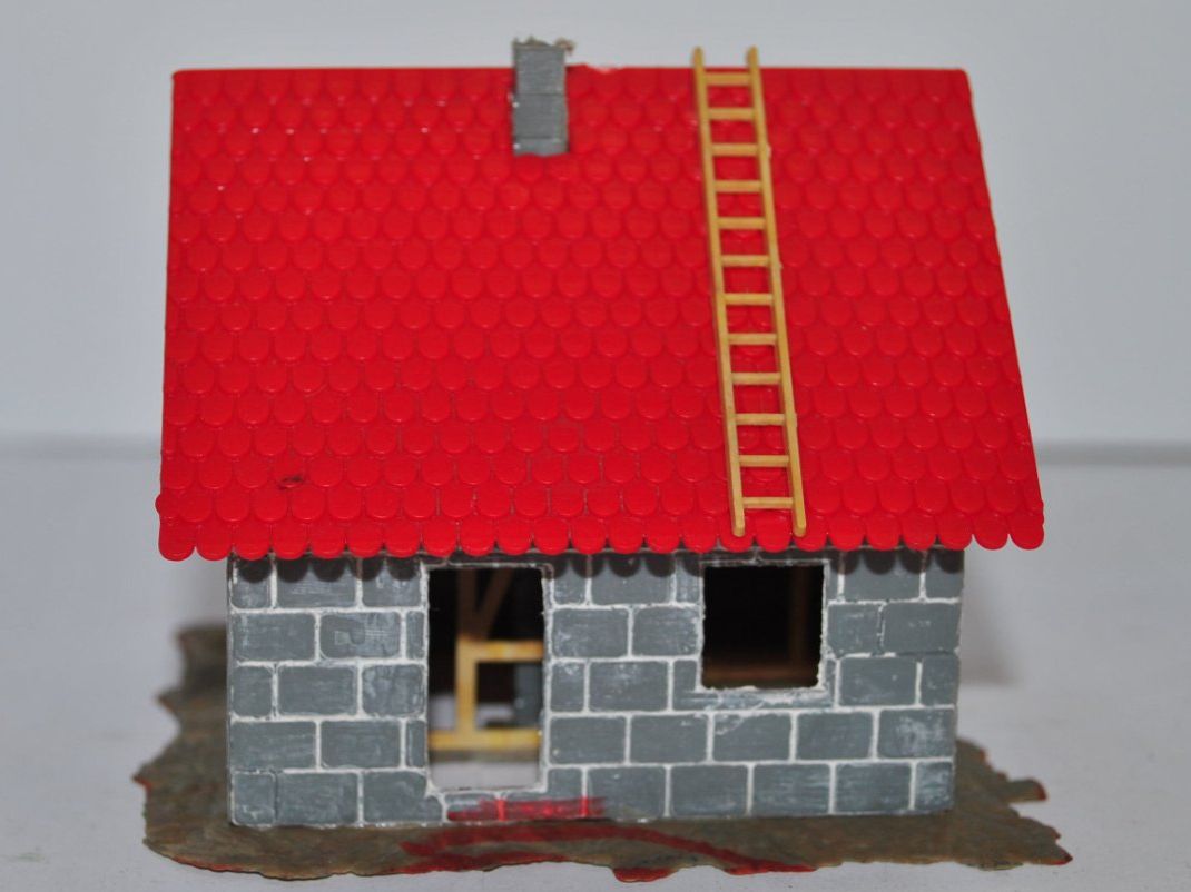 Faller Modelleisenbahnen: Faller Haus im Bau (PDB134) – Gebraucht aus Aarwangen von Bahnsupport 1