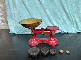 Balance de cuisine vintage "The Viking" rouge