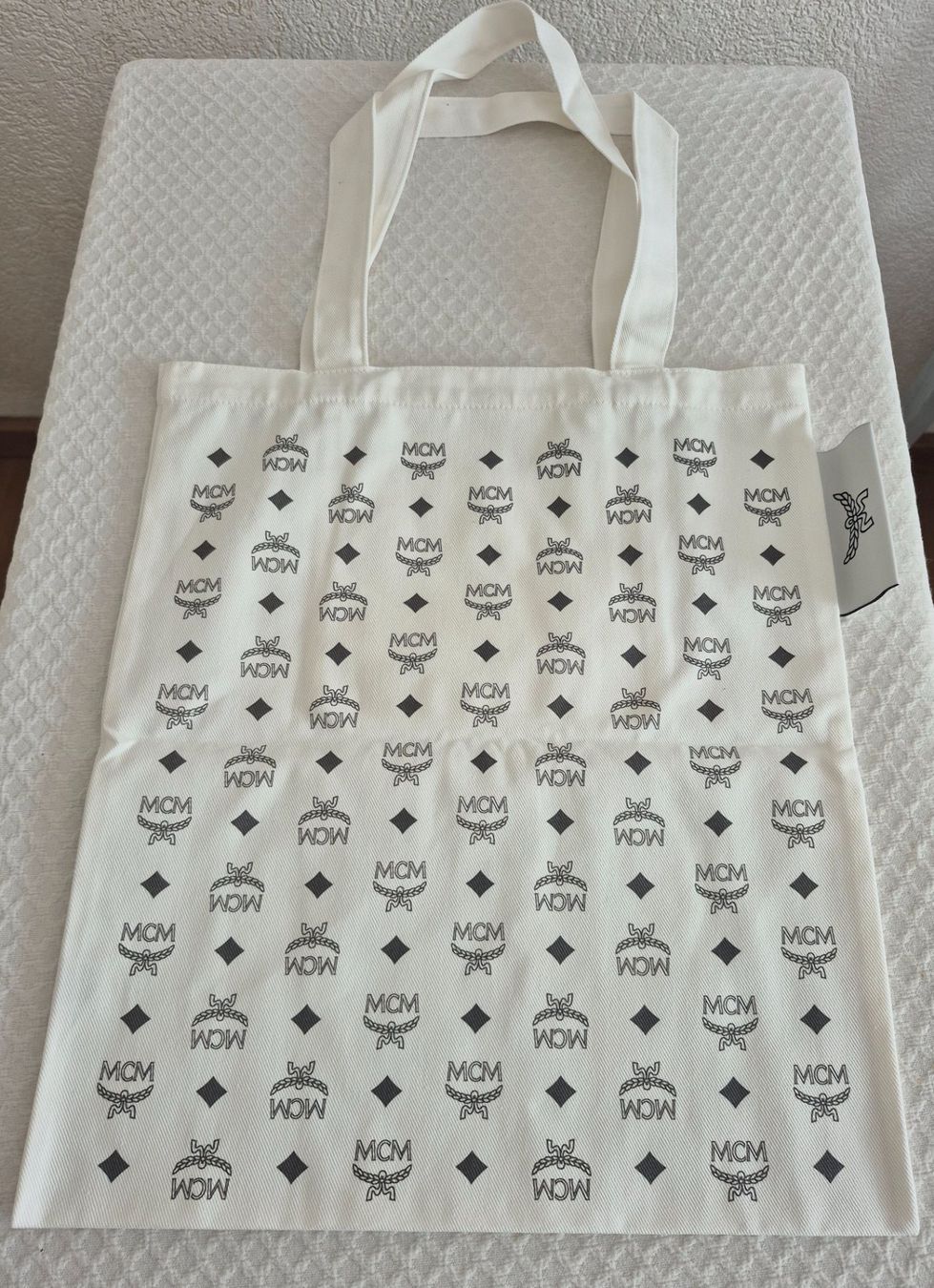 Mcm Borse: MCM Baumwoll-Tasche – Nuovo (secondo la descrizione) da Dottikon venduto da Pega7