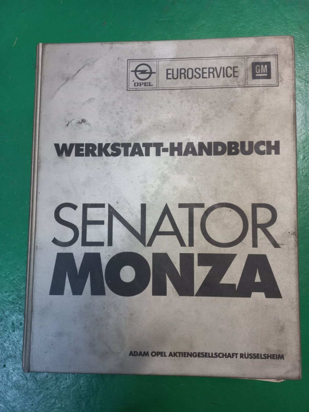 Opel Documenti: Original Oldtimer Werkstatthandbuch GM OPEL Senator / Monza – Usato da Dulliken venduto da classiclerchdulliken