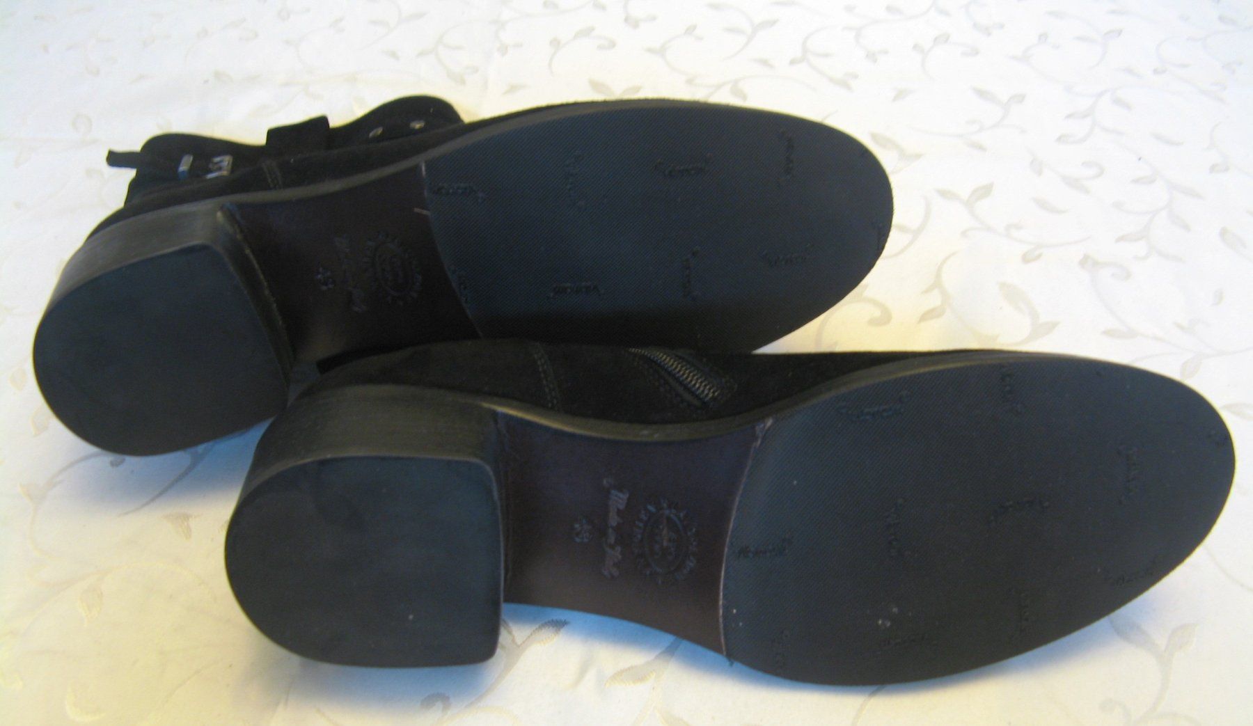 Scarpe da donna: Damenstiefel Wildleder Grösse 44 – Nuovo (secondo la descrizione) da Frauenfeld venduto da Interessent1 3