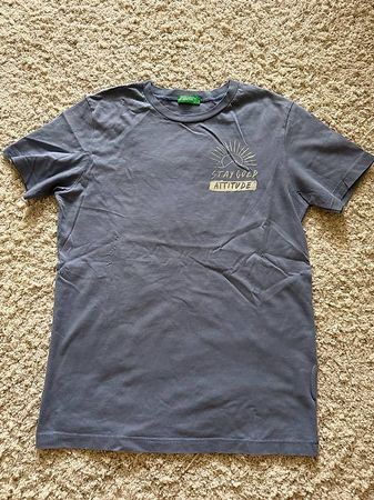 T-Shirt Benetton. Gr. 160