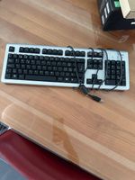 Fujitsu Siemens Tastatur, Silber, Top Zustand, CH-Layout