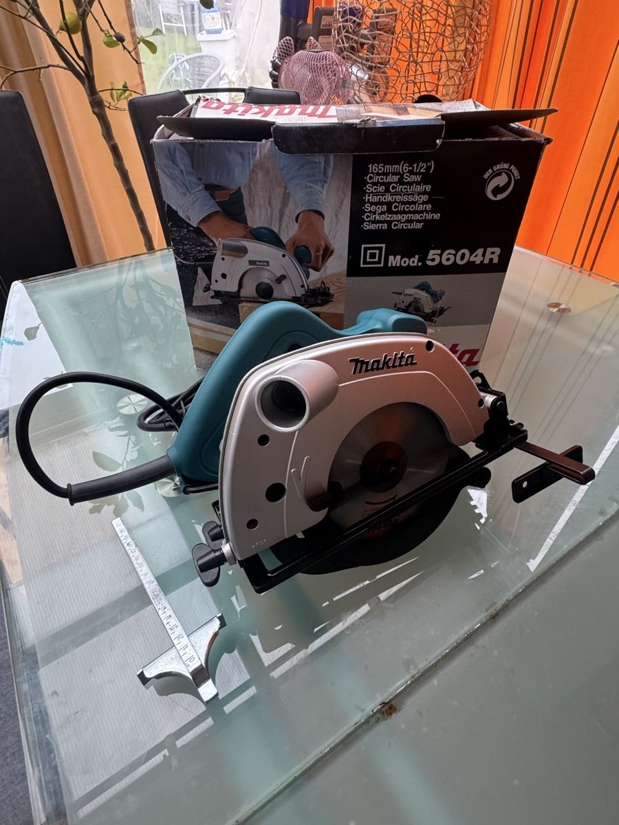 Makita Tutte le macchine: Makita 5604R – Nuovo e nell'imballaggio originale da Büsserach venduto da Brranko 1