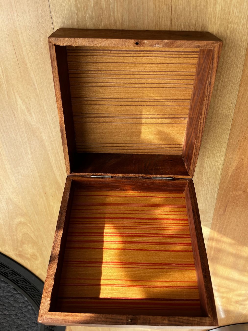 Altro in Decorazioni & Accessori: Holzkiste – Usato da Zürich venduto da BBET2025 2