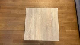 Table basse 60 x 60 cm  Très bon état