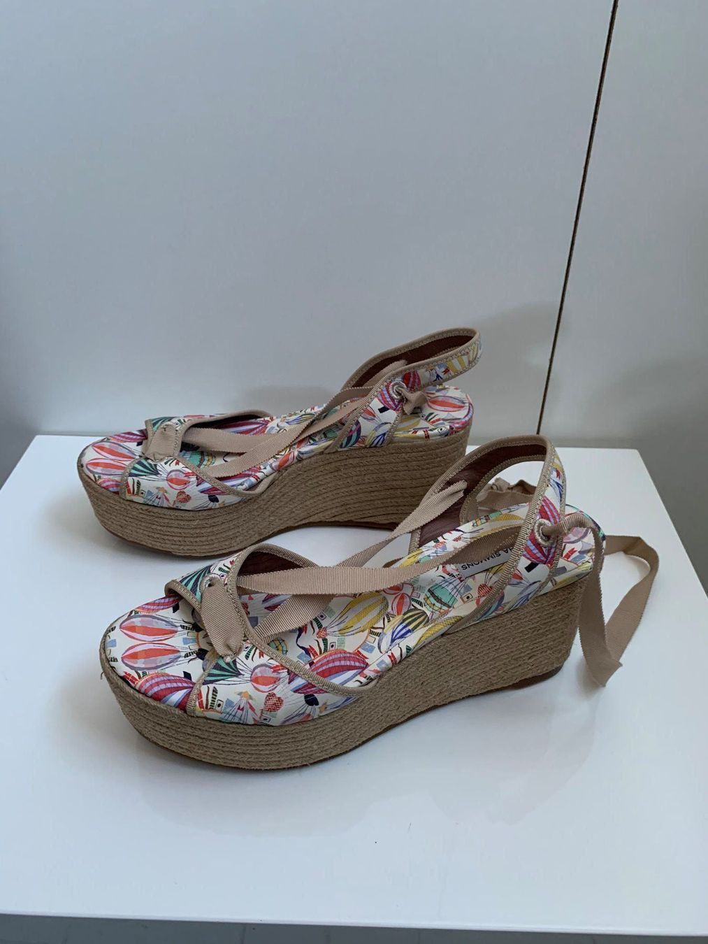 Scarpe da donna: TABITHA SIMMONS: Neue exklusive bunte Plateau-Sandale, 39 – Nuovo (secondo la descrizione) da Luzern venduto da paulablue 3