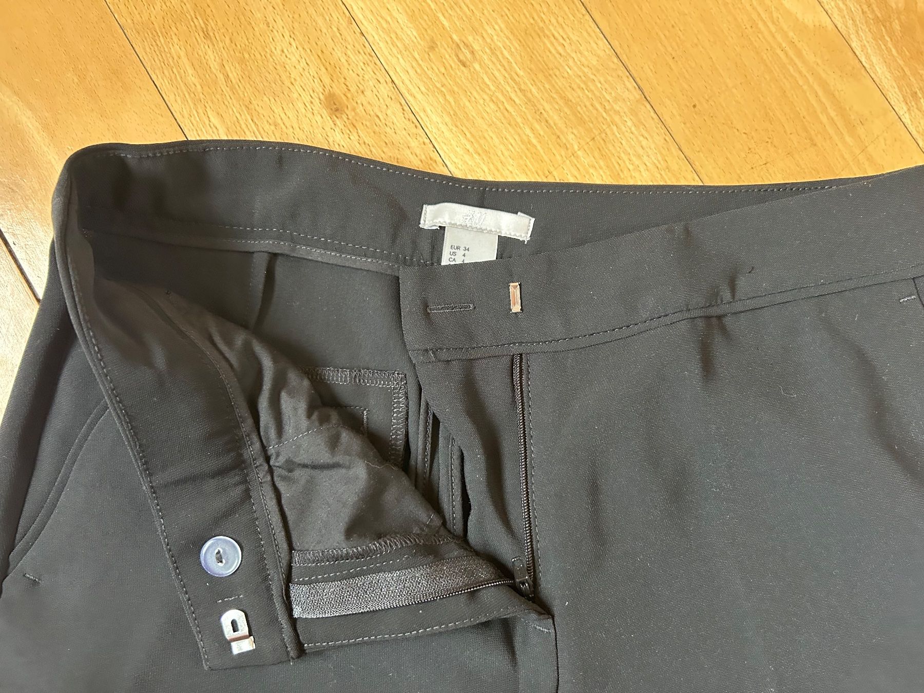 H&M Hosen: Schwarze H&M Hose, Gr. 34 – Neu (gemäss Beschreibung) aus Zürich von la_222 1