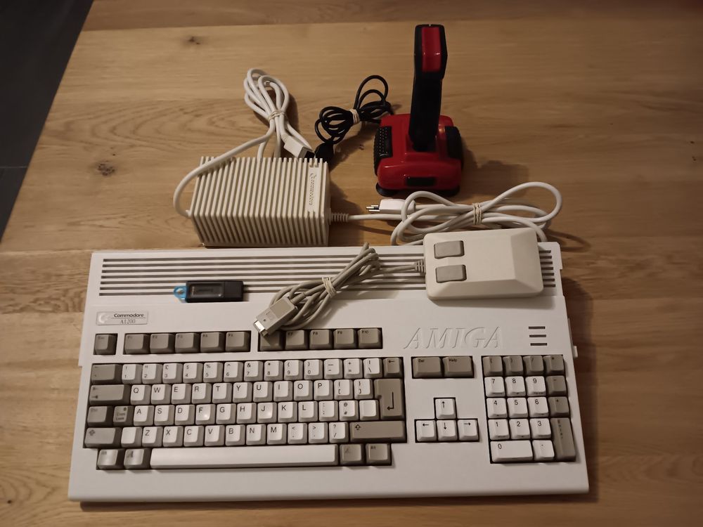Amiga 1200 Turbo Gotek (Gebraucht) in Beringen für CHF 699 – mit ...