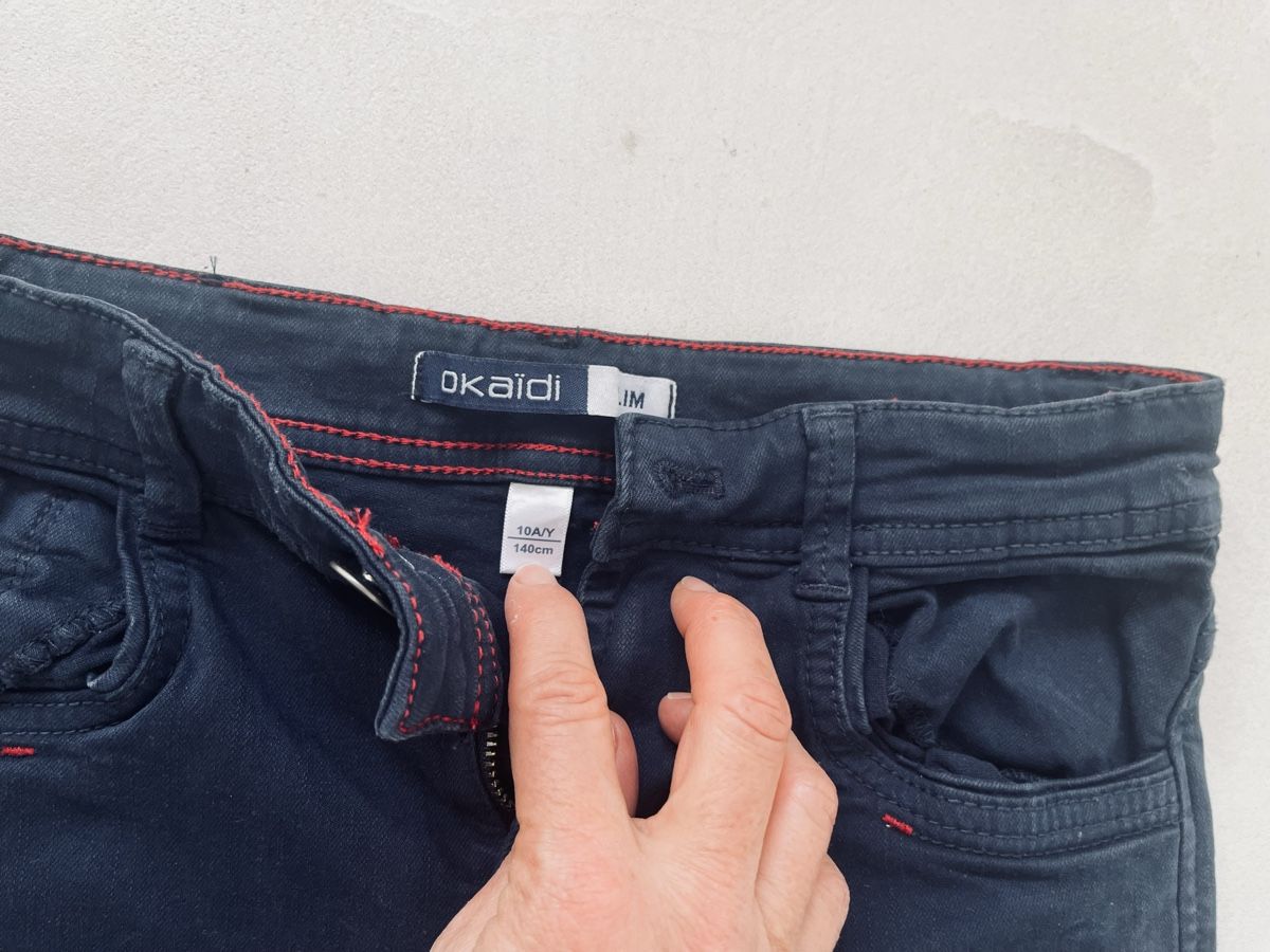 Okaidi Pantaloni: Hose Jungen Okaidi – Usato da Wetzikon ZH venduto da joc_p8jn 1