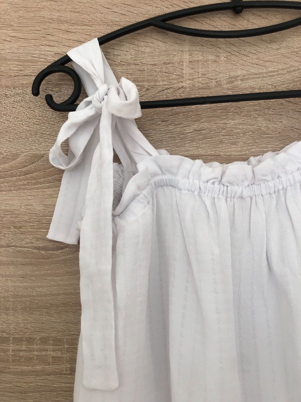 H&M Tops: Top à bretelles – D'occasion à Lausanne par naranjo 2