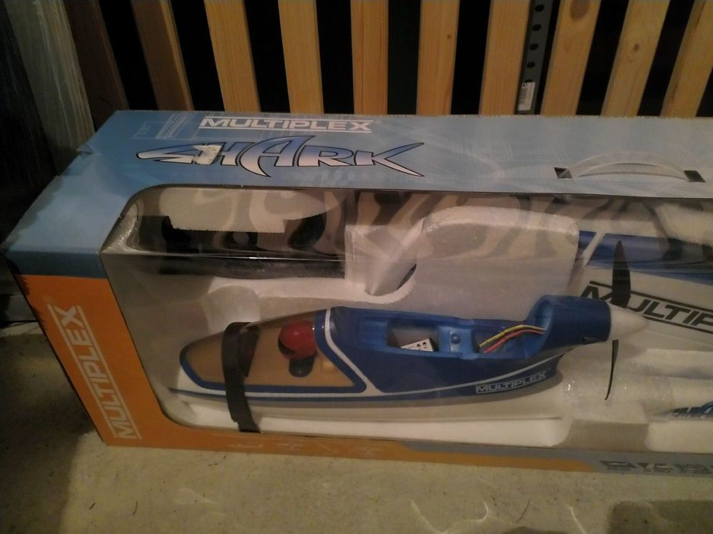 Multiplex shark Modellflugzeug RTF (Neu und originalverpackt) in ...