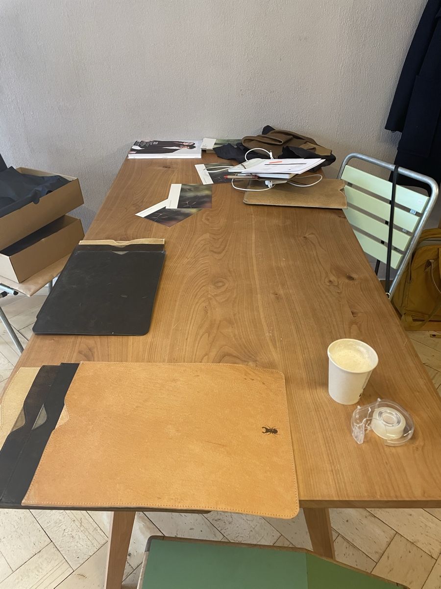 Tische: Tisch aus Kirschholz  – Gebraucht aus Zürich von Mothai 1