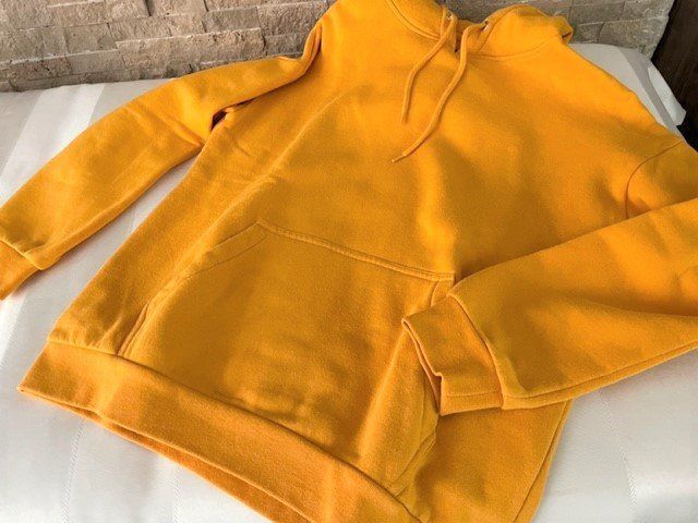 Pulls & Sweat-shirts: auffalleNdeR KaPuZenpUlli – D'occasion à Winkel par zeho