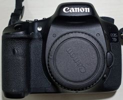 Komplette digit. Fotoausrüstung Canon mit Originalobjektiven