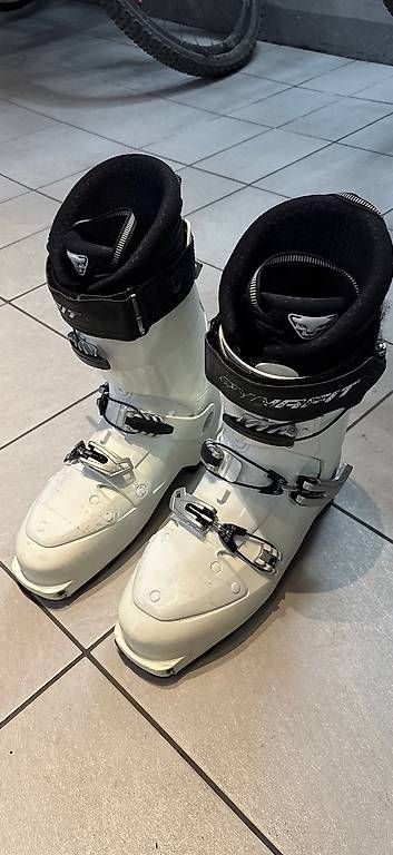 Scarpe da uomo: Dynafit Néo 28,5 – Usato da Vessy venduto da matzou