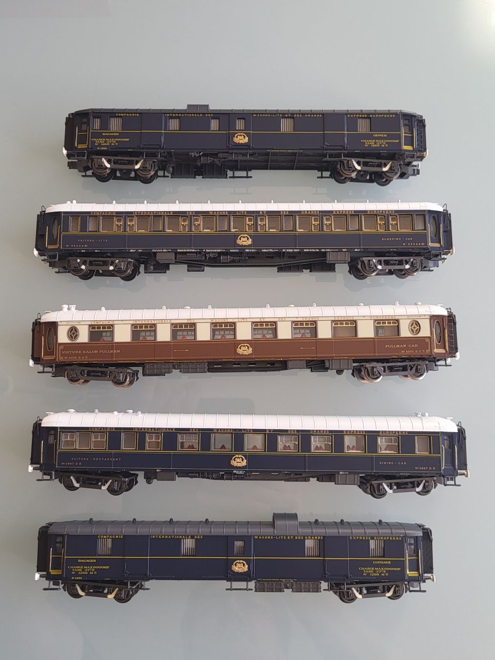 Rivarossi Modellini di ferrovie: H0 Rivarossi 5 Wagen Set CIWL Orient Express – Usato da Oberburg venduto da sensetal 7