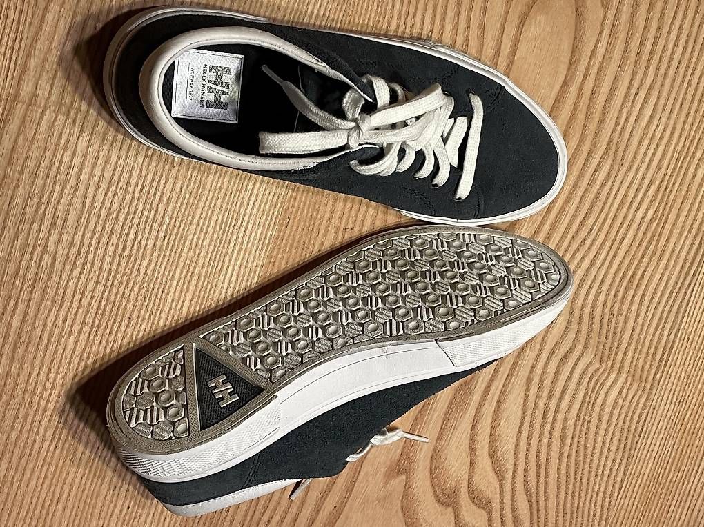 Scarpe da donna: Sneakers von Helly Hansen HH Gr. 38 2/3 – Usato da Zweisimmen venduto da Mikat 1