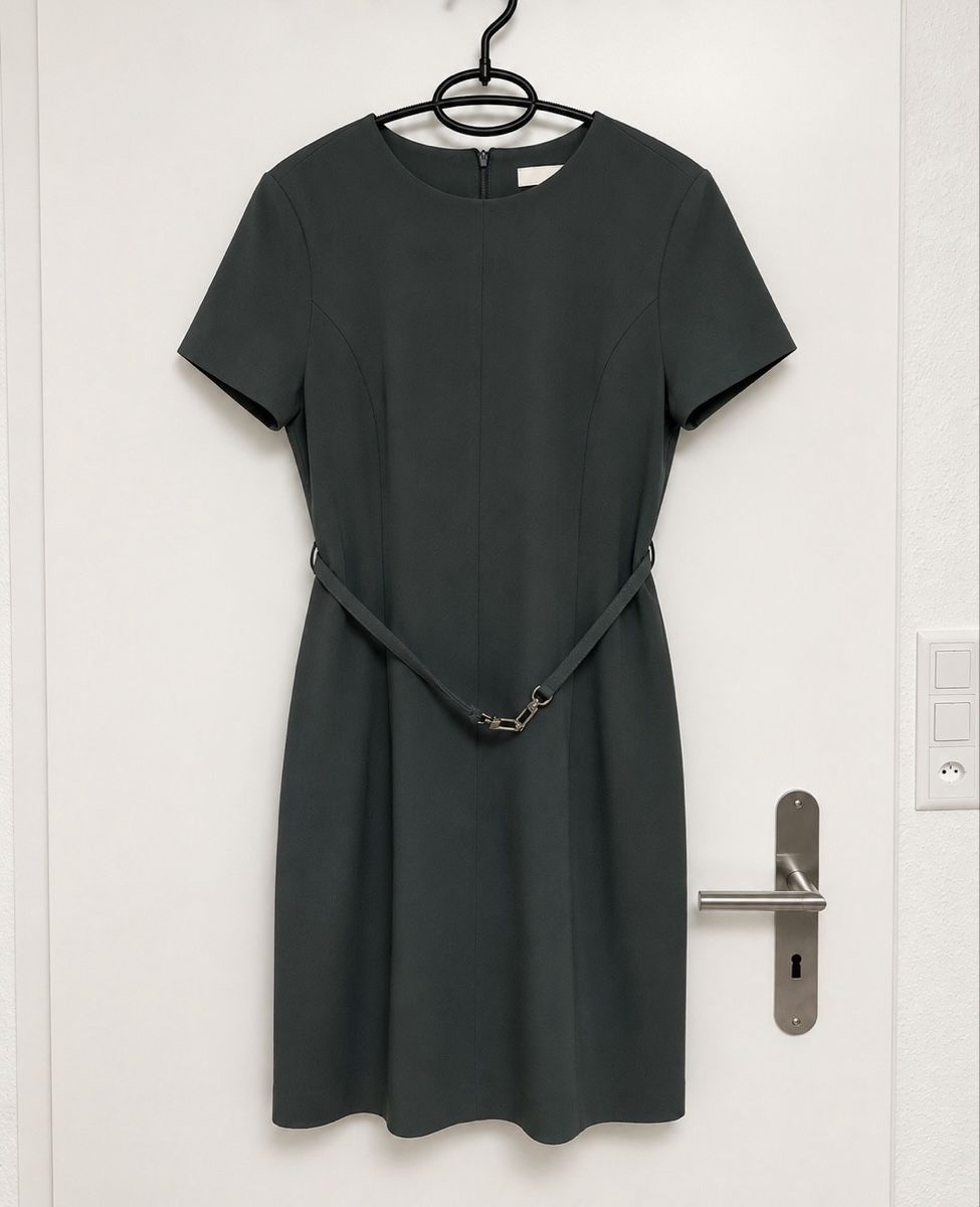 H&M Vestiti: Office Green Dress Size M – Nuovo (secondo la descrizione) da Luzern venduto da NatsPerfumeLibrary