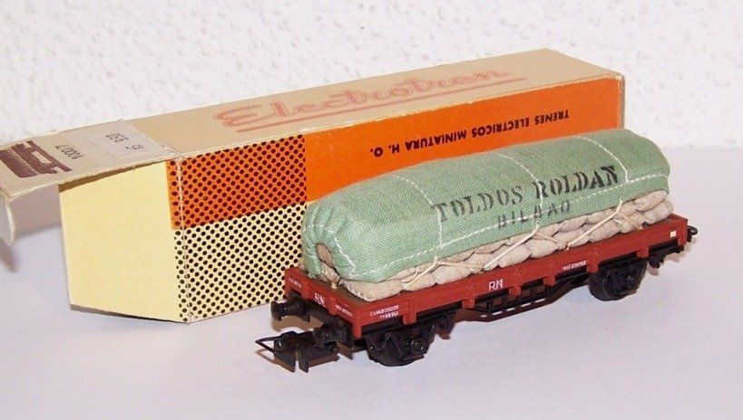 Renfe Modelleisenbahnen: Electrotren H0 1000/7: "Toldos Roldan", mit Säcken + Plane – Neu und originalverpackt aus Brüttisellen von Rentner44zh 1