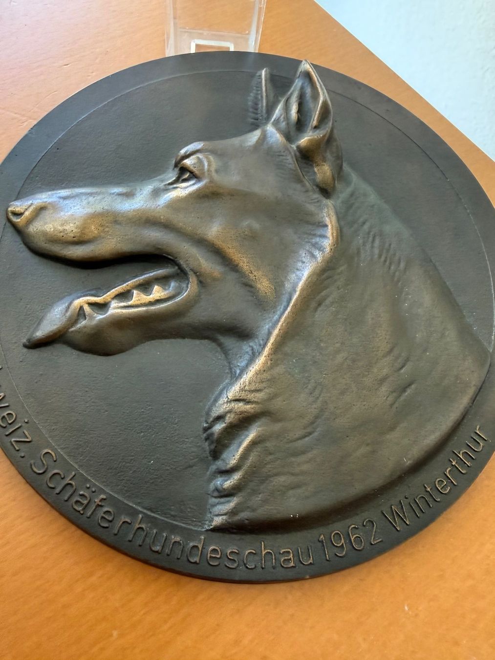 Servierplatten: 2. Ostschweizer Schäferhundschau 1962 Winterthur, Gussplatte – Gebraucht aus Fehraltorf von bruggin