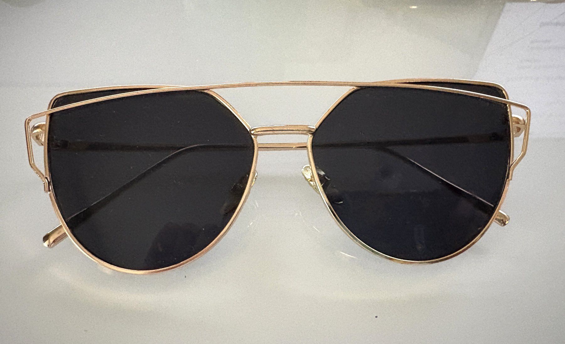 Occhiali & Lenti: Sonnenbrille – Usato da Glattbrugg venduto da Ariel012