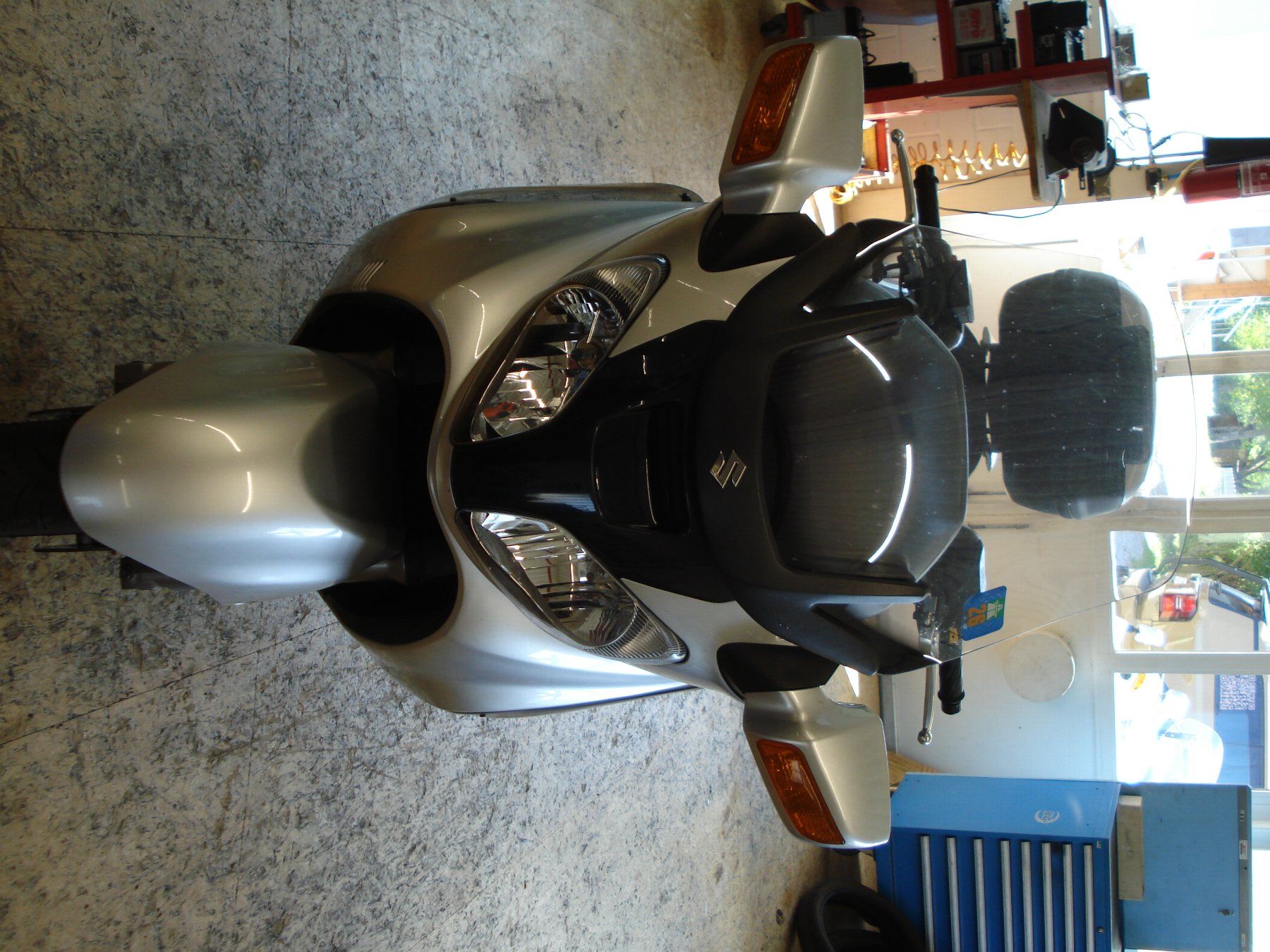Suzuki Scooter: Suzuki AN 650 – Difettoso da Maienfeld venduto da Wyborowa 3