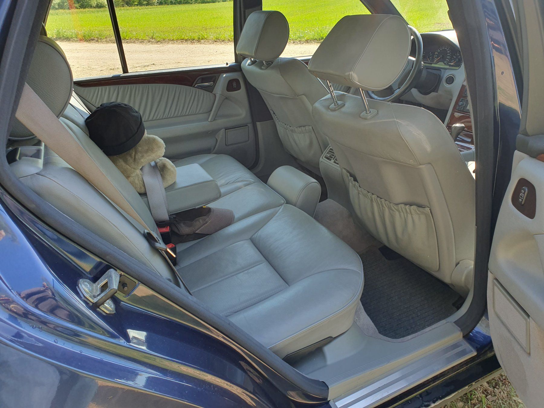 Mercedes-Benz Autos: Mercedes-benz E320 4Tm – Gebraucht aus Morges von mar_tx9s 5