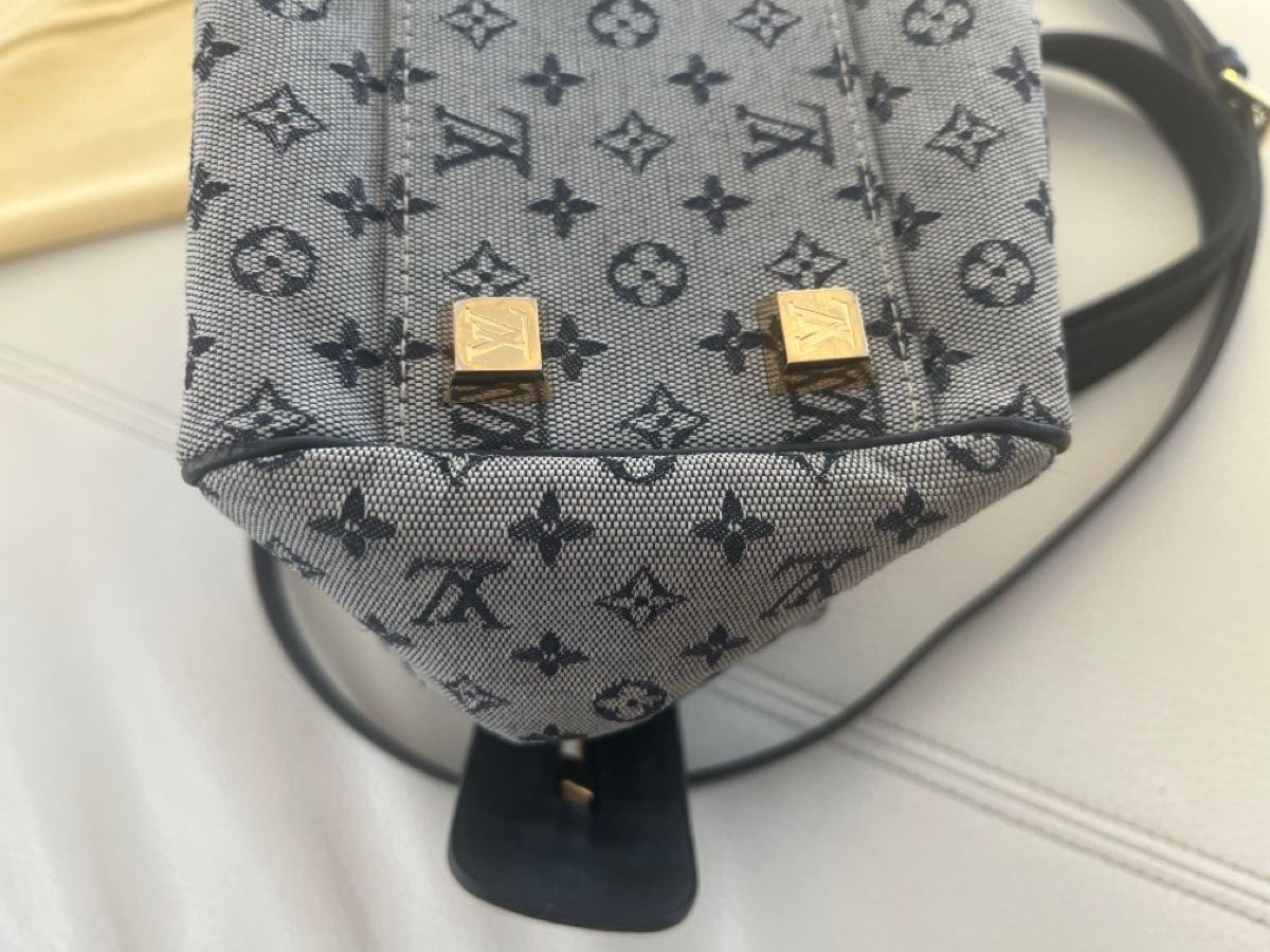 Louis Vuitton Taschen für Damen: Louis Vuitton Mini Josephine authentique, peu porté, superbe – Gebraucht aus Sugiez von Vuitton_for_life 8