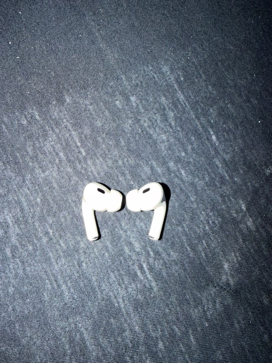 Apple Cuffie: Apple AirPods Pro 2 – Usato da Cadenazzo venduto da ema_6sxl 3
