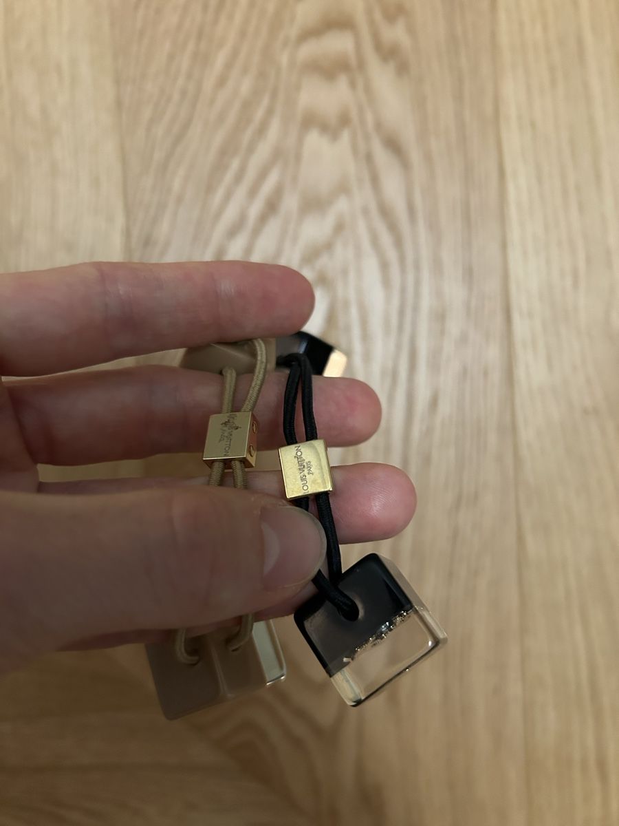 Louis Vuitton Accessori per capelli: Louis Vuitton Haargummis – Usato da Arlesheim venduto da FabiKl 3