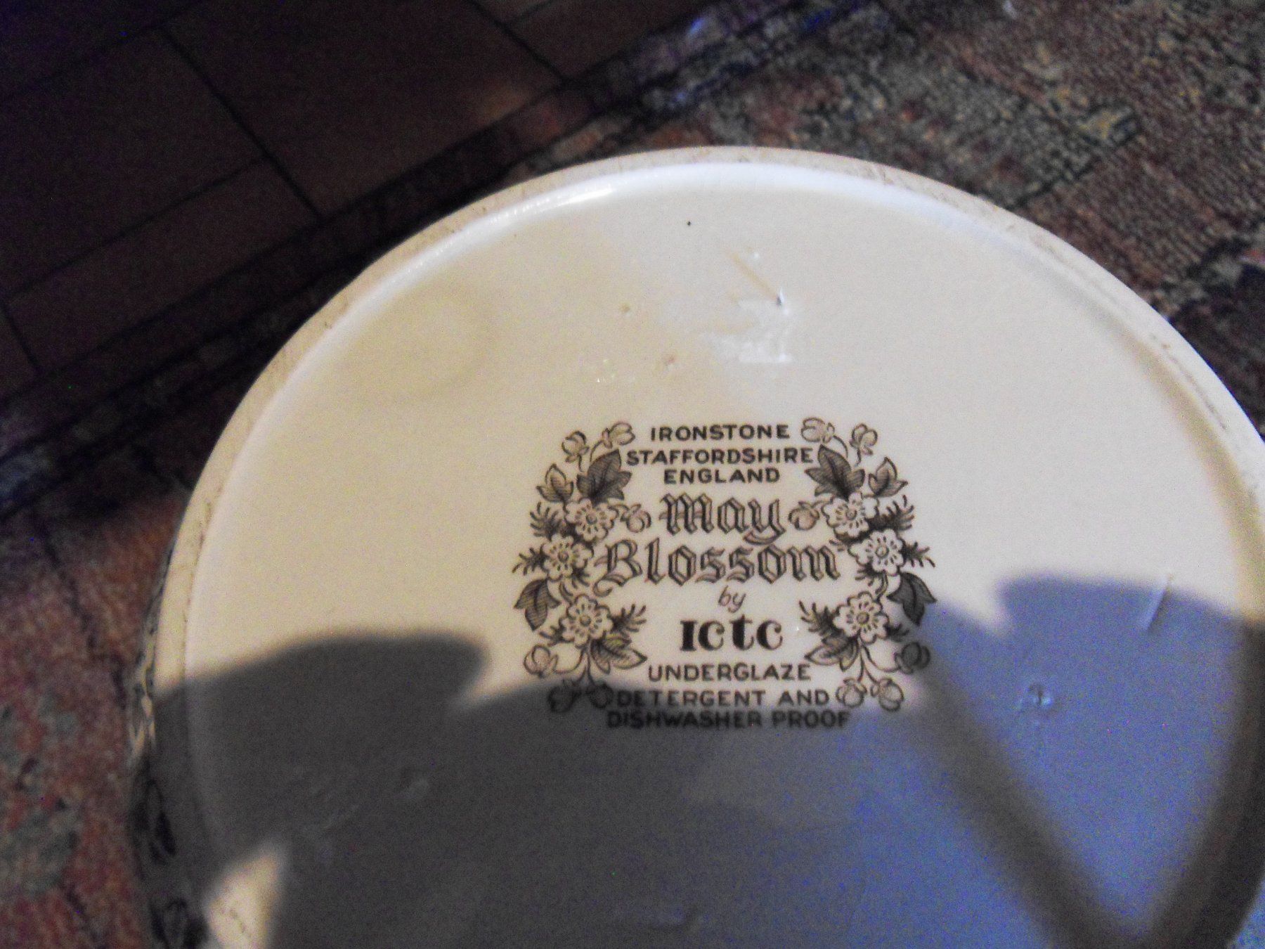 Ciotole: grosse Schüssle mit Deckel – Usato da Schongau venduto da Eva-Katharina 4