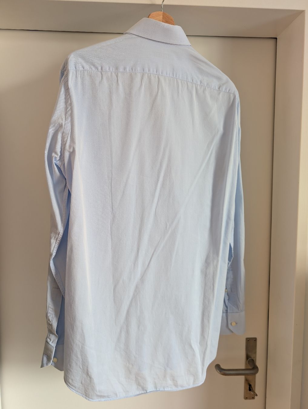 Hemden: Hemd hellblau Slim Fit Grösse 40 – Gebraucht aus Zürich von ver_q759 2
