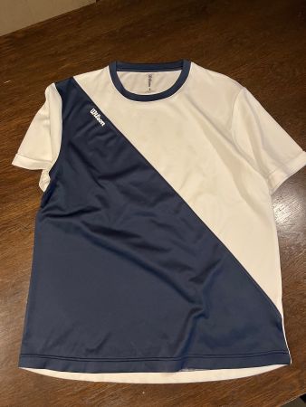 T-shirt Wilson Sport , taille M, parfait état!