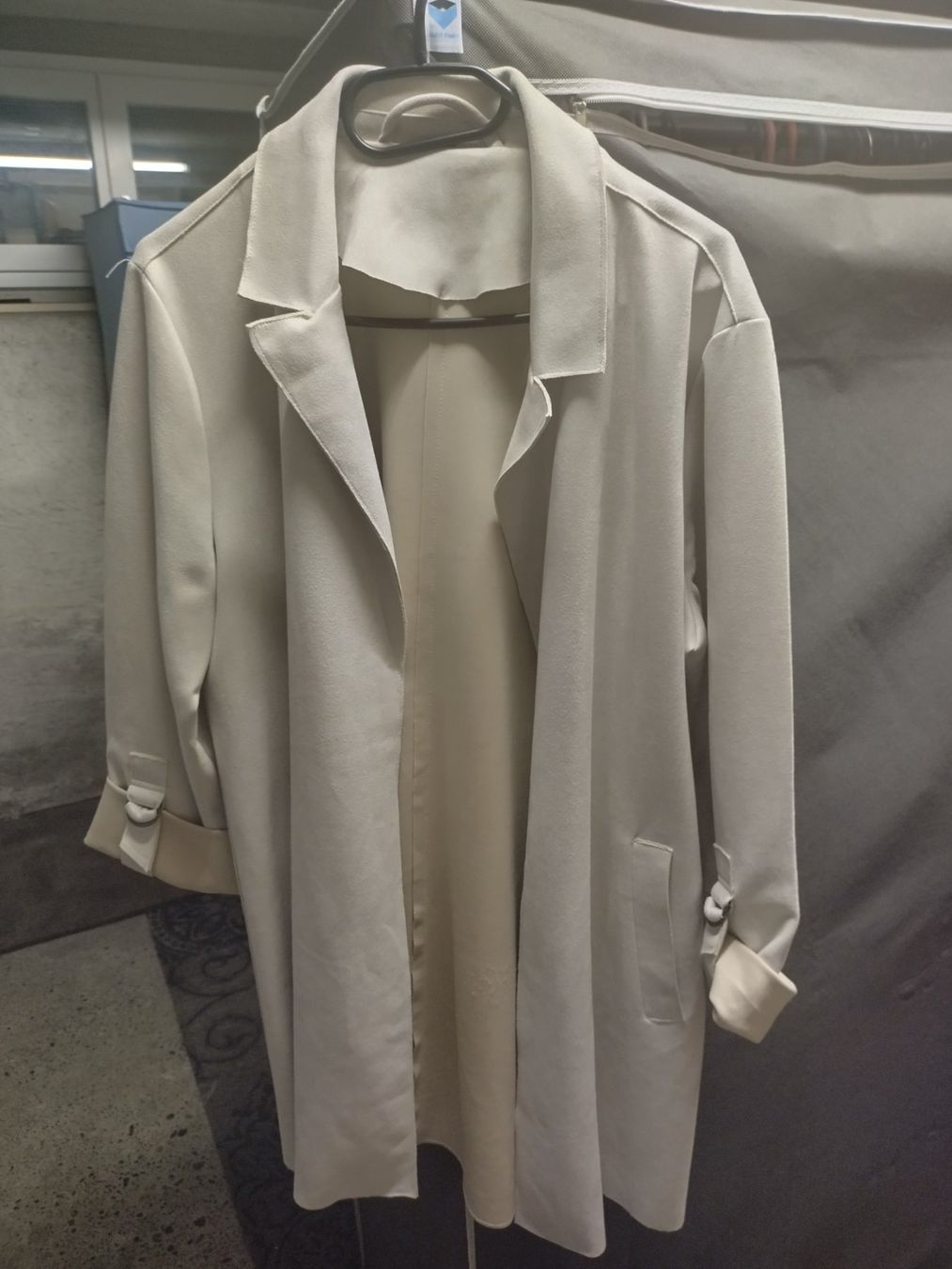Vestes: Jacke – D'occasion à Emmenbrücke par 65charly