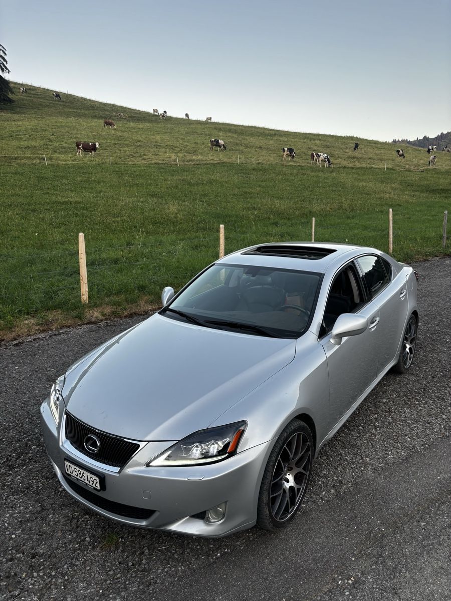 Lexus Automobili: Lexus IS 250 AWD – Usato da Le Pâquier-Montbarry venduto da dro_z7lz 1