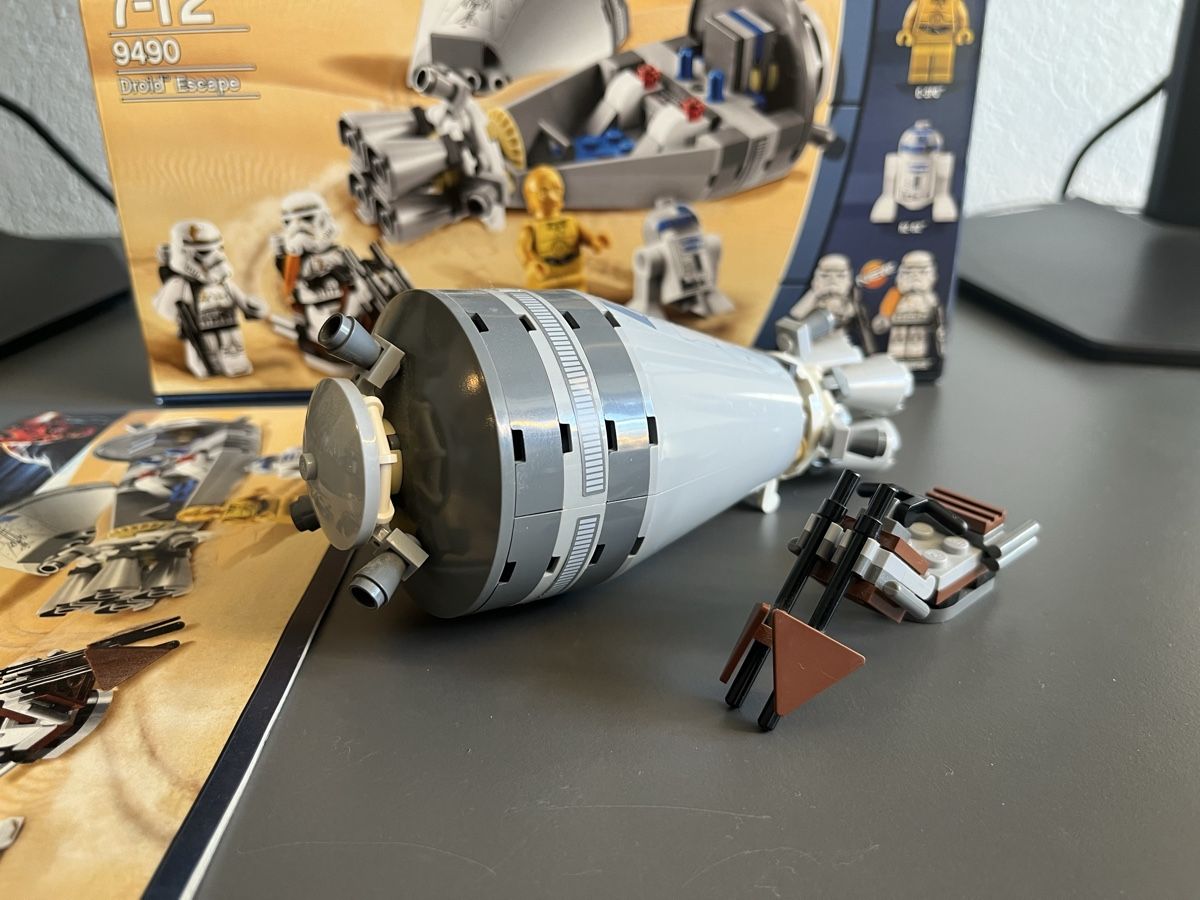 Lego Spielzeuge: LEGO Star Wars Set 9490 Droid Escape – Gebraucht aus Fribourg von Helvetix7 5